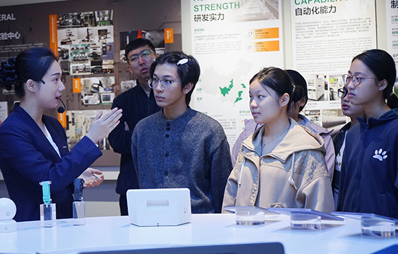 深职大师生参访天珑集团，探寻新质生产力实践路径